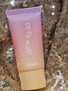 Benefit Highlighter Bronzer Dew-La-La Nova Medium Tan